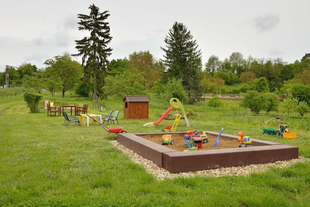 Penzion Mala Farma Nemojany Zewnętrze zdjęcie